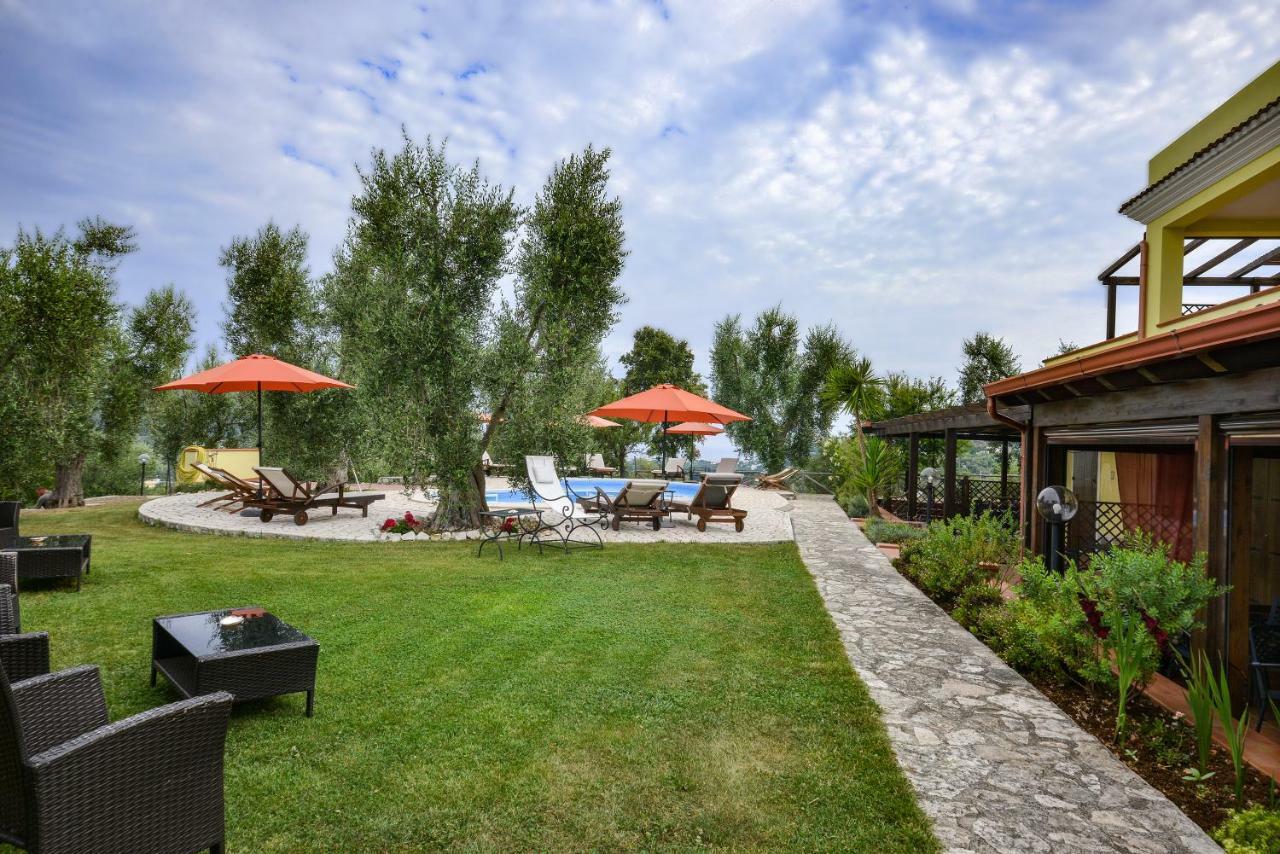 Parco Dei Limoni Pension Peschici Buitenkant foto